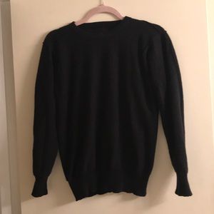 Black 100% cashmere crew neck sweater